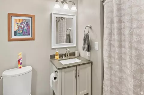 Bath - 1013 S 200 W, Orem, UT 84058 photo 6 of 6