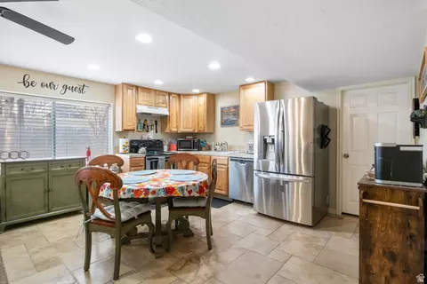 1504 E Spring Ln, Holladay, UT 84117 photo 19