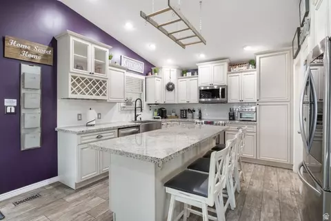 1504 E Spring Ln, Holladay, UT 84117 photo 7