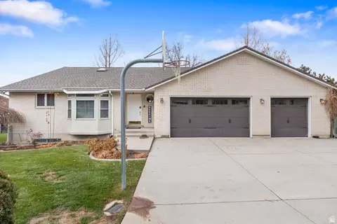 1504 E Spring Ln, Holladay, UT 84117 photo 3