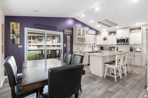 1504 E Spring Ln, Holladay, UT 84117 photo 13