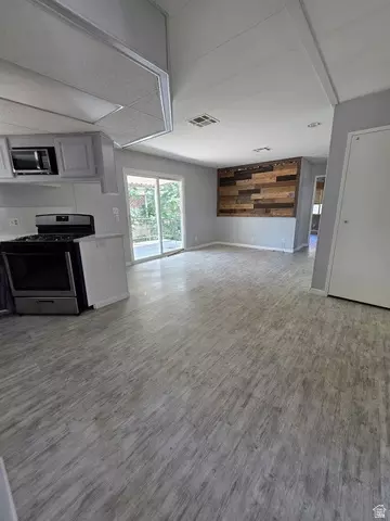 188 E Detroiter Ave, Murray, UT 84107 photo 6