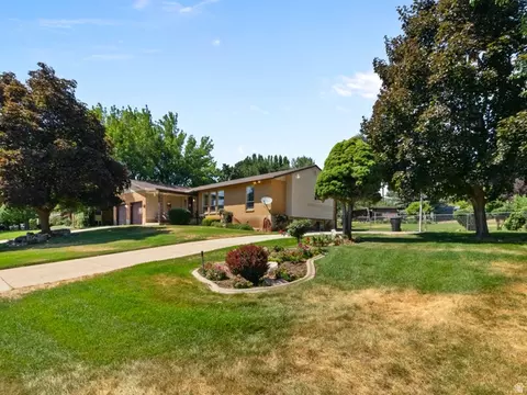688 W 3750 N, Pleasant View, UT 84414