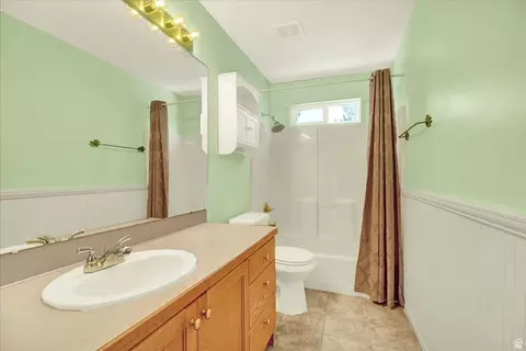 Bath - 815 E 725 N, Ogden, UT 84404 photo 1 of 2