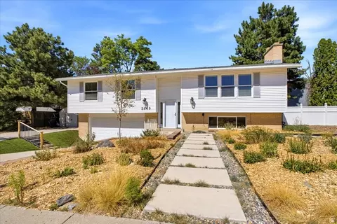 2649 E Promenade Dr S, Cottonwood Heights, UT 84121