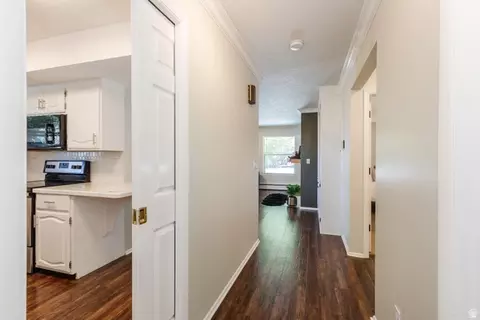 Entry Way - 462 N 200 E #1/2, Logan, UT 84321 photo 3 of 3
