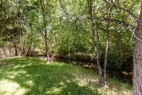 Exterior - 462 N 200 E #1/2, Logan, UT 84321 photo 5 of 14