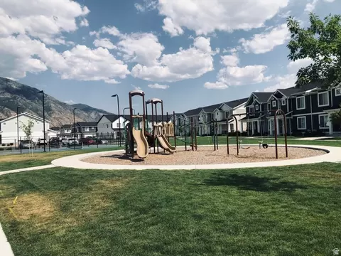 Exterior - 717 W 1920 S Apt 1011 S, Provo, UT 84601 photo 9 of 9