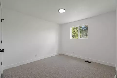 Bedroom - 2809 Willow Hills Dr, Sandy, UT 84093 photo 2 of 6