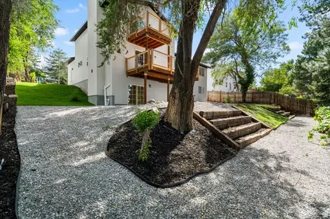 Exterior - 2809 Willow Hills Dr, Sandy, UT 84093 photo 8 of 8