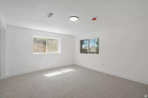 Bedroom - 2809 Willow Hills Dr, Sandy, UT 84093 photo 4 of 6