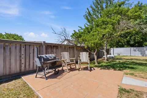 Exterior - 255 W 580 S, Orem, UT 84058 photo 6 of 10