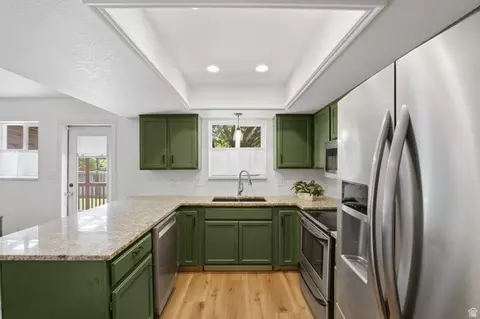 Kitchen - 255 W 580 S, Orem, UT 84058 photo 2 of 3