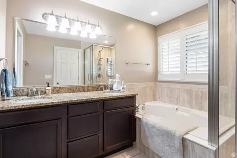 Bath - 3321 S 200 E, Bountiful, UT 84010 photo 2 of 3