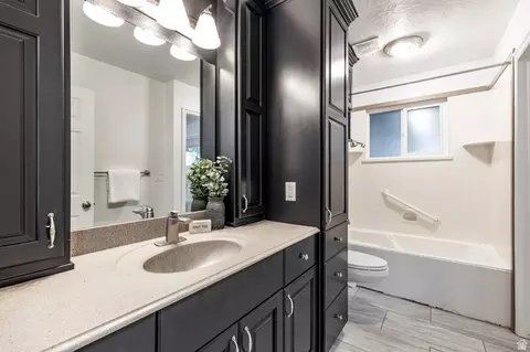 Bath - 347 S Mountain Rd E, Fruit Heights, UT 84037 photo 1 of 4