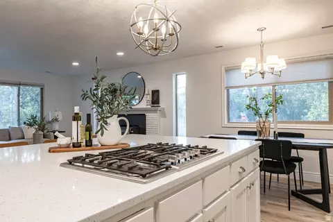 Kitchen - 347 S Mountain Rd E, Fruit Heights, UT 84037 photo 5 of 6