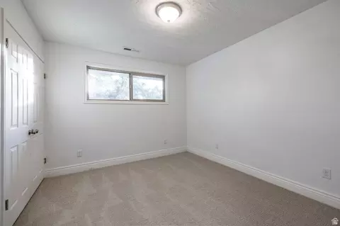 Bedroom - 347 S Mountain Rd E, Fruit Heights, UT 84037 photo 4 of 7