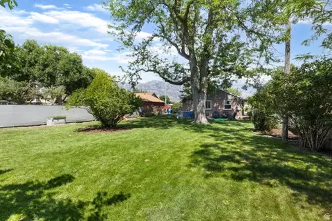 Exterior - 320 S 200 E, American Fork, UT 84003 photo 5 of 9