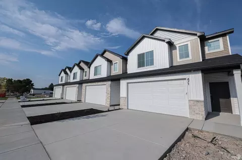 669 N 300 W, Smithfield, UT 84335