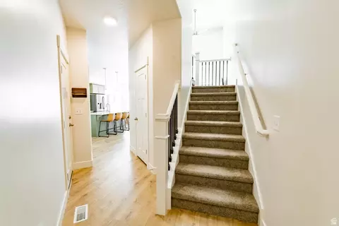 Entry Way - 4881 S Heartwood Rd, Mapleton, UT 84664 photo 2 of 5