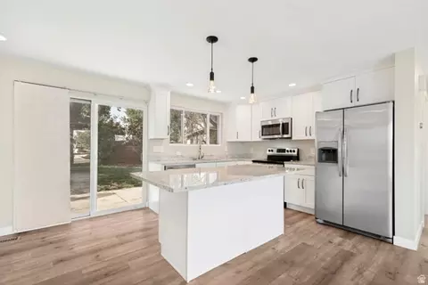 1066 E Violet Cir S, Sandy, UT 84094 photo 5