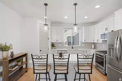 Kitchen - 11531 S Engelmann Dr, Draper, UT 84020 photo 1 of 3