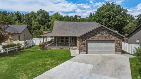 Exterior - 689 E Apple Dr N, Logan, UT 84321 photo 9 of 9