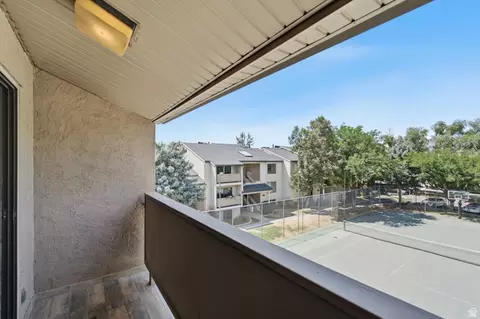 Exterior - 959 E Springcrest Ct S #30, Midvale, UT 84047 photo 1 of 3