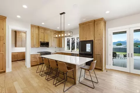 Kitchen - 143 W 970 S, Midway, UT 84049 photo 1 of 4