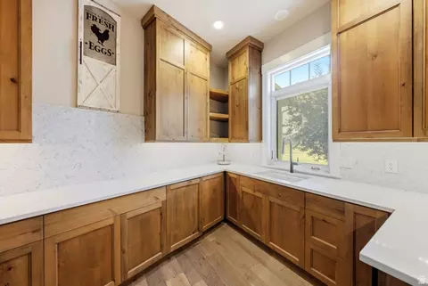 Kitchen - 143 W 970 S, Midway, UT 84049 photo 4 of 4