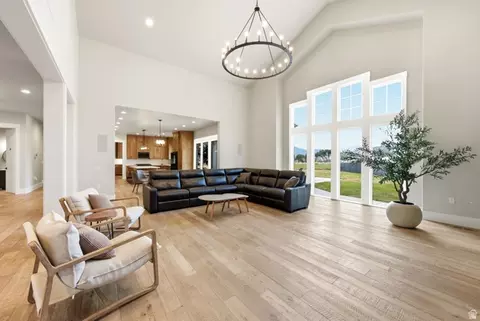 Living - 143 W 970 S, Midway, UT 84049 photo 3 of 3