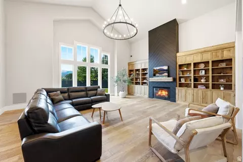 Living - 143 W 970 S, Midway, UT 84049 photo 1 of 3