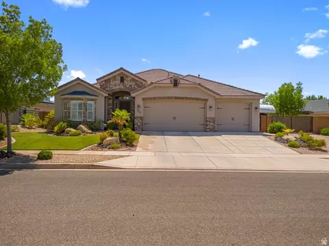 756 N Sage Creek Cir E, Washington, UT 84780