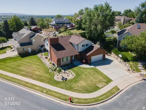 88 W Canyon View Dr N, Farmington, UT 84025