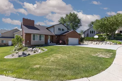 88 W Canyon View Dr N, Farmington, UT 84025
