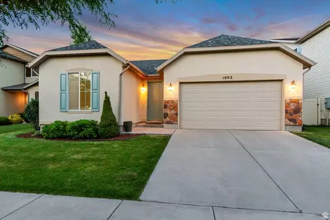 1002 N Skipton Dr, North Salt Lake, UT 84054