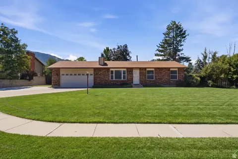 854 E Sandy Gulch Pl S, Sandy, UT 84094