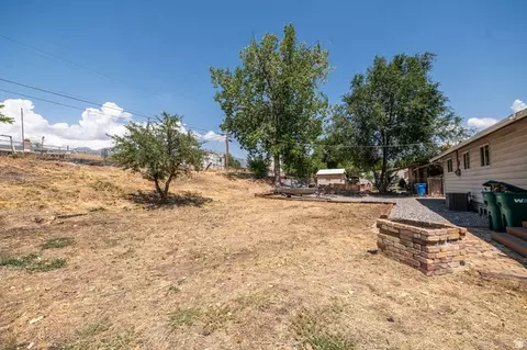 Exterior - 980 W 230 N, Orem, UT 84057 photo 3 of 7