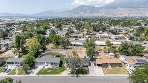 View/Area - 980 W 230 N, Orem, UT 84057 photo 5 of 5