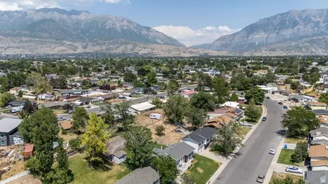View/Area - 980 W 230 N, Orem, UT 84057 photo 4 of 5