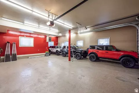Exterior - 694 W Cephus Rd S, Draper, UT 84020 photo 13 of 32