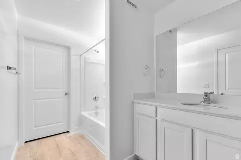 Bath - 2013 E Corriente Dr #341, Salem, UT 84653 photo 1 of 1