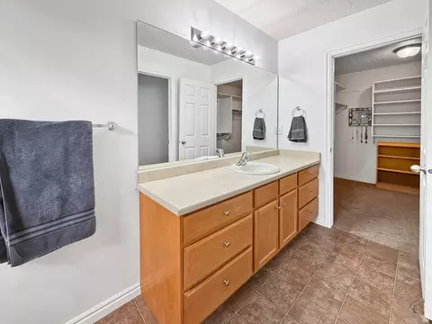 Bath - 1202 S 1410 E, Provo, UT 84606 photo 2 of 4