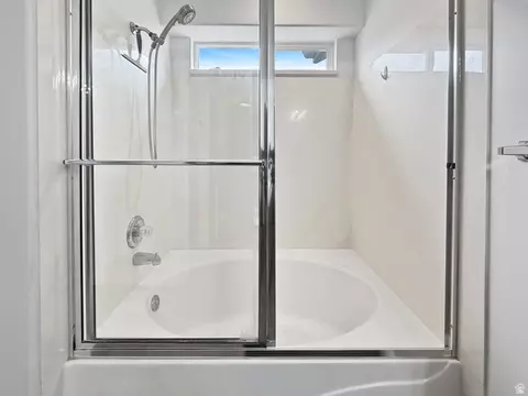 Bath - 1202 S 1410 E, Provo, UT 84606 photo 3 of 4