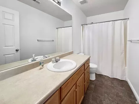 Bath - 1202 S 1410 E, Provo, UT 84606 photo 4 of 4