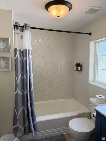 Bath - 195 N 100 E, Monroe, UT 84754 photo 1 of 4