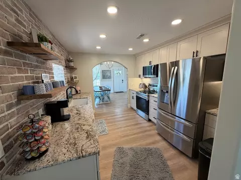 Kitchen - 195 N 100 E, Monroe, UT 84754 photo 1 of 2