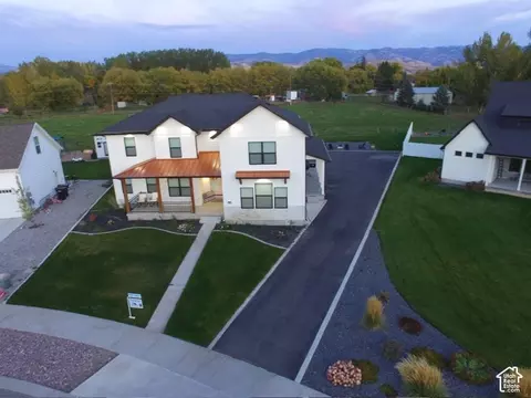 Exterior - 68 N 4th E, Preston, ID 83263 photo 5 of 5