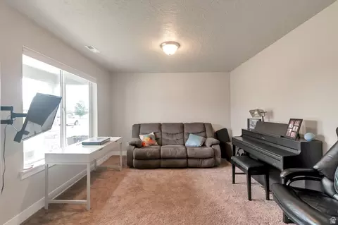 242 N 250 E, Salem, UT 84653 photo 3