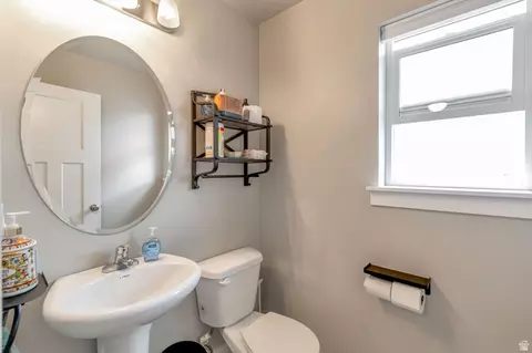 242 N 250 E, Salem, UT 84653 photo 8